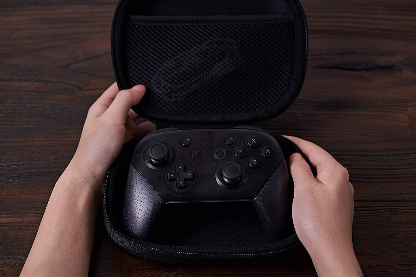 8BitDo Classic Controller Travel Case image 7